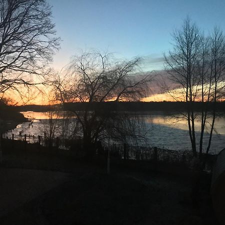 Hotel & Restaurant Haus Am See Locknitz 외부 사진