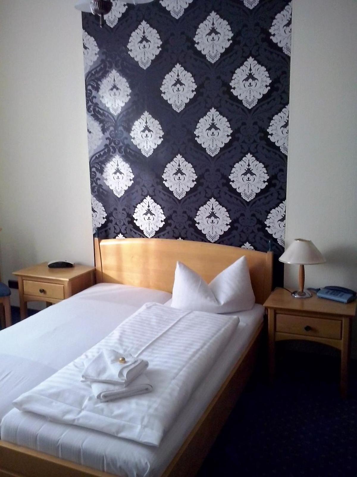 Hotel & Restaurant Haus Am See Locknitz 외부 사진
